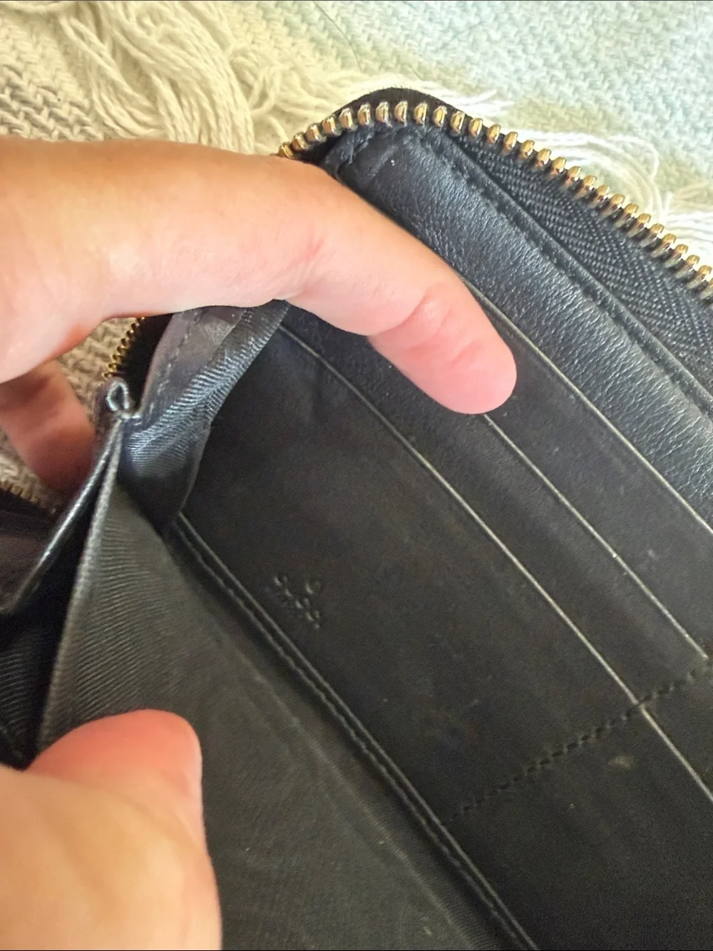 Authentic Gucci wallet - Picture 3 of 6